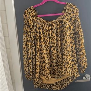 Cheetah off-the-shoulder Top